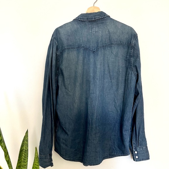 Levi’s Western Shirt - Picture 3 of 5
